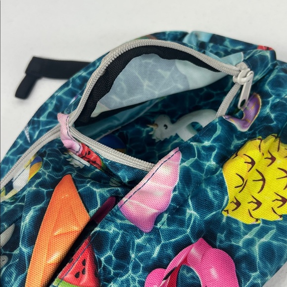 KAVU  Float Riot Rope Sling Small Lightweight Crossbody Summer Pool - Picture 9 of 10